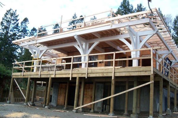 Sunshine-Coast-Cottage-British-Columbia-Canadian-Timberframes-Construction-Timber